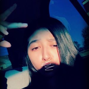 Meet your Posher, Sarahi